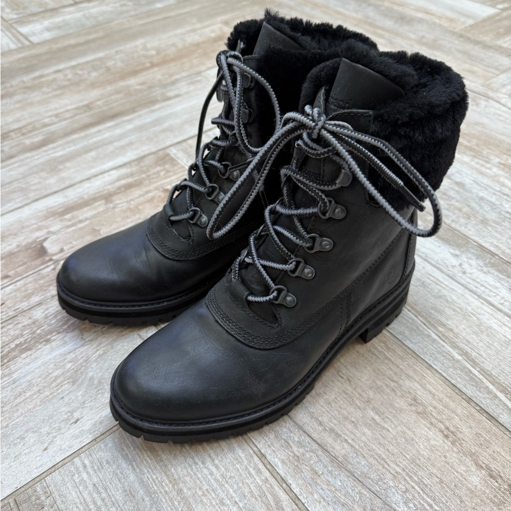 Women's Timberland Black Fur cuffed Boots